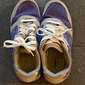 Patagonia Womens Hiking Shoes in Purple and Gray